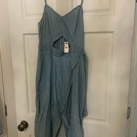 Express dress - Picture 2 of 2